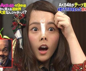 筋肉水着の川栄李奈が豚鼻ｗあれ？かわいい♪清水のテープ芸挑戦♪傷跡も目立たず